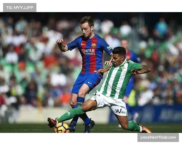 加斯佩里尼将三中卫体系与高位逼抢结合 打造罗马铜墙铁壁防线